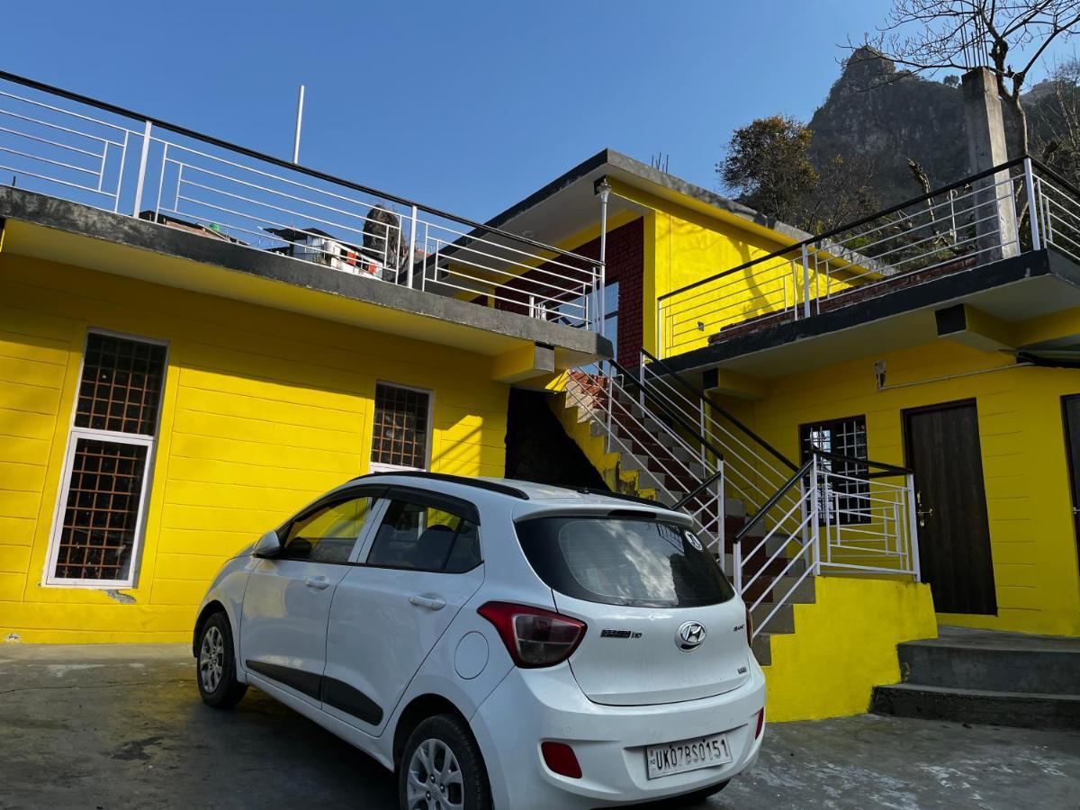 Corn Village Abode Lakhwār Esterno foto